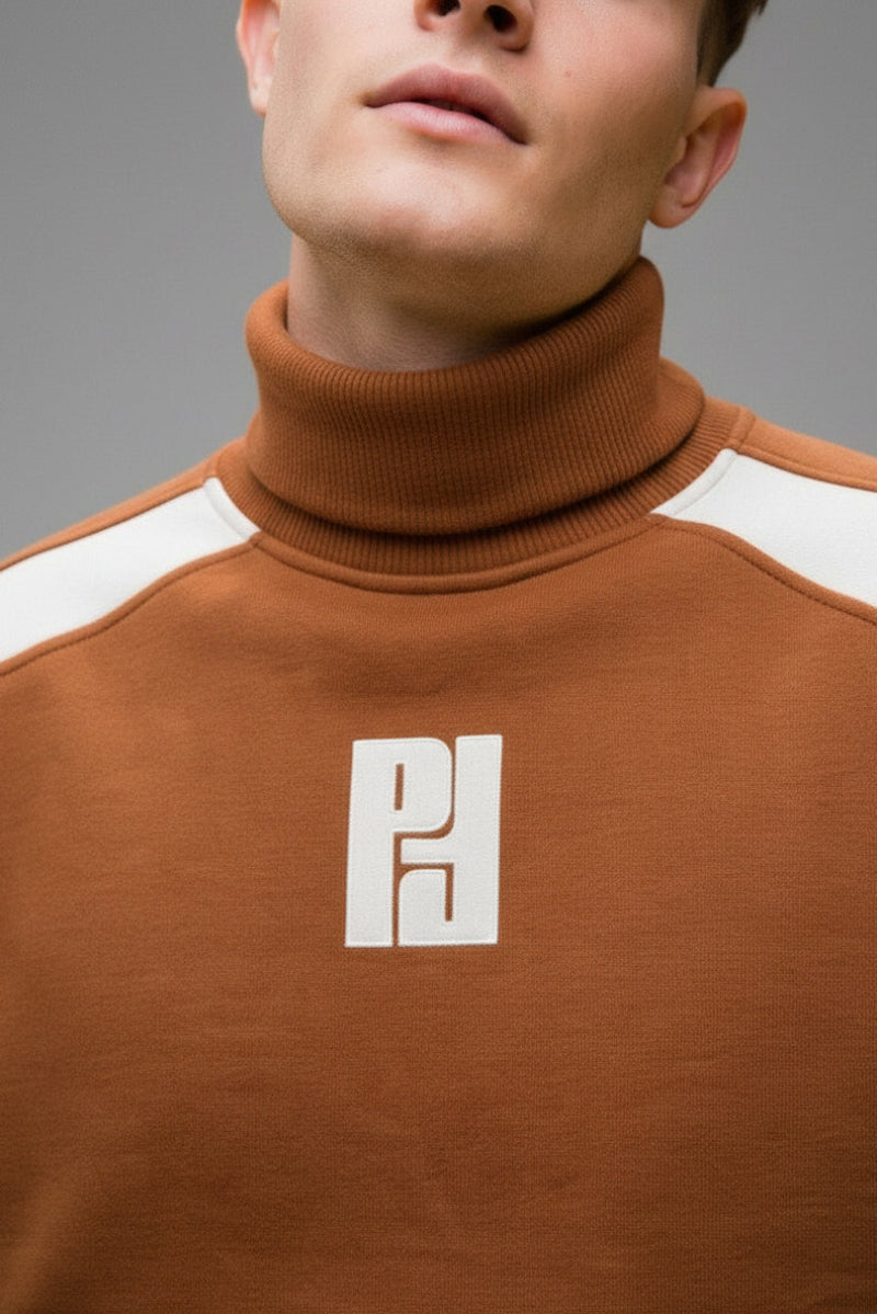 Core Line Sweatshirt - Brown